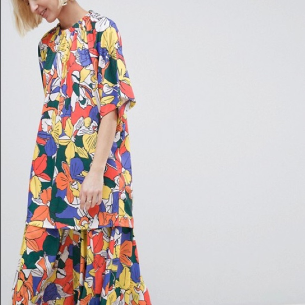 asos white floral oversized t shirt Sz 4